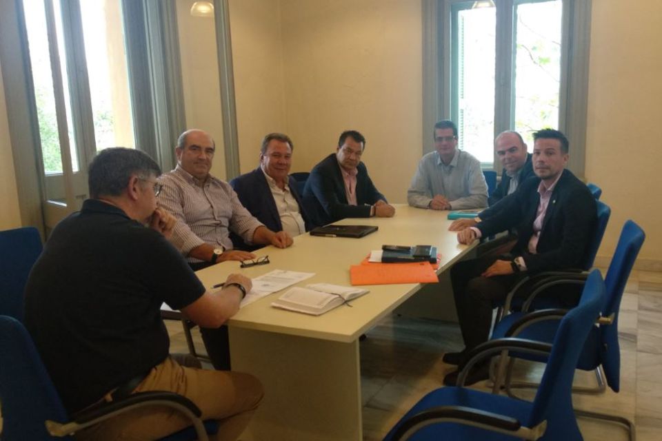 Συνάντηση εργασίας Αντιπεριφερειάρχη, Δημάρχων Φυλής και Ασπροπύργου, με τον Πρόεδρο του Πράσινου Ταμείου