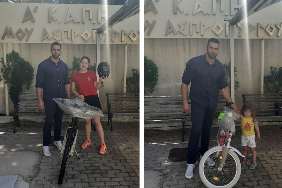 Παράδοση των ποδηλάτων από τον Πρόεδρο του Ο.Α.Φ.Ν.Τ.Η. στους τυχερούς της εκδήλωσης «Κάνω ποδήλατο γιατί…»