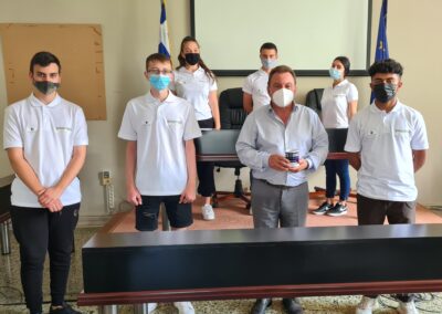 Ο Δήμαρχος Ασπροπύργου στο πλευρό της ομάδας Bridging «Γεφυρώνοντας τις γενιές» Το 1ο ΕΠΑΛ Ασπροπύργου για 4η συνεχή χρονιά στις 10 καλύτερες Μαθητικές Εικονικές  Επιχειρήσεις της Ελλάδας