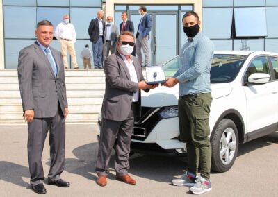 Παρουσία του Δημάρχου Ασπροπύργου,  κ. Νικόλαου Μελετίου έγινε η παράδοση οχήματος   στο Τ.Α. Ασπροπύργου από την Goldair Cargo