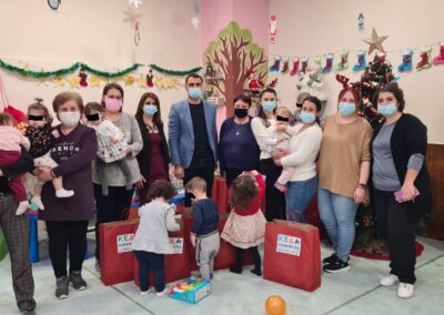 Χριστουγεννιάτικα Δώρα στους Βρεφονηπιακούς Σταθμούς του Δήμου Ασπροπύργου