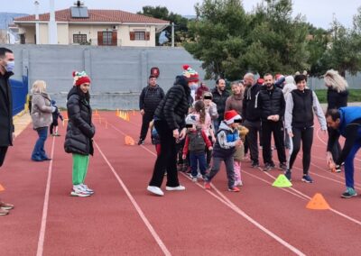 Προπόνηση Στίβου με άρωμα Χριστουγέννων  από τον Ο.Α.Φ.Ν.Τ.Η. Ασπροπύργου