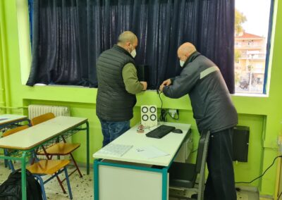 Ολοκληρώθηκε η τοποθέτηση προηγμένου συστήματος καθαρισμού αέρα στα Σχολεία του Ασπρόπυργου για την αντιμετώπιση του COVID-19