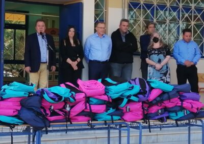 Διανομή Σχολικών Τσαντών στα Γυμνάσια του Δήμου Ασπροπύργου