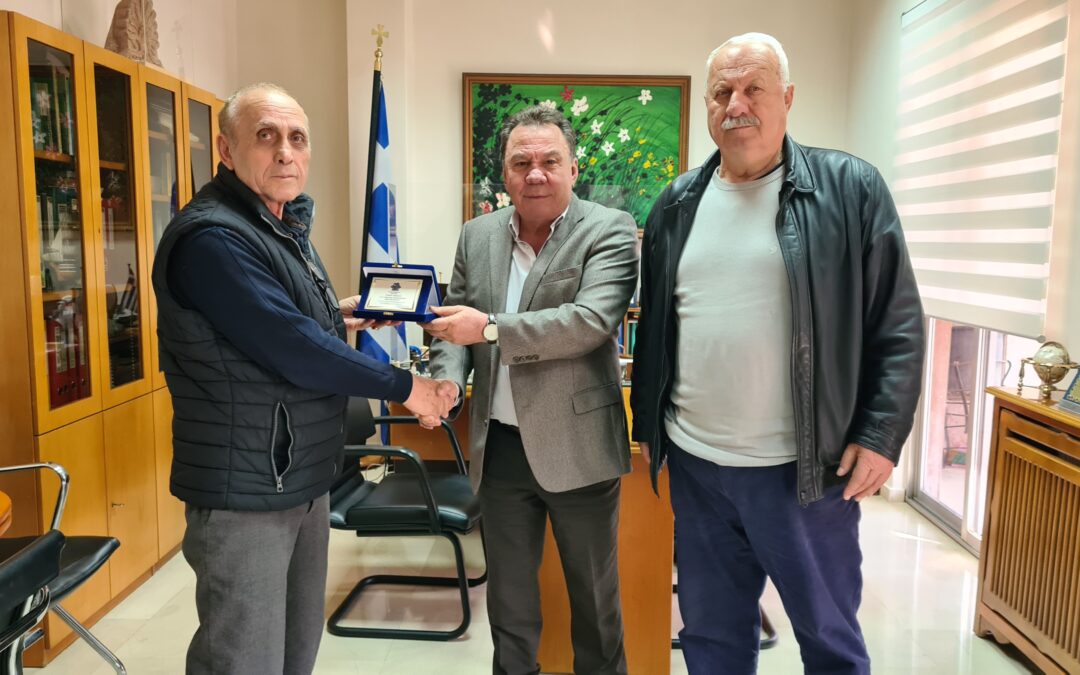 Τον Δήμαρχο Ασπροπύργου, κ. Νικόλαο Μελετίου τίμησε η Ελληνική Σκακιστική Ομοσπονδία