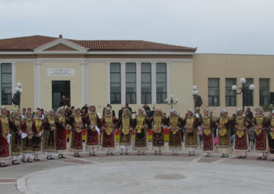 «ΒΑΛΕ» ΔΗΜΟΣΙΟΣ ΧΟΡΟΣ ΓΥΝΑΙΚΩΝ»