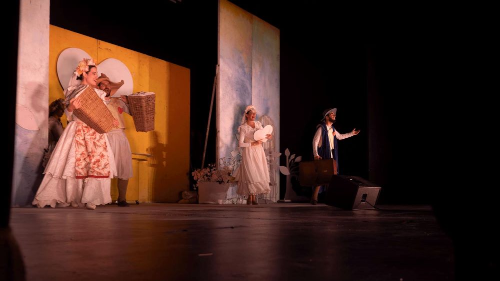 Μια μαγική βραδιά γεμάτη χρώματα, χορούς και μουσική!