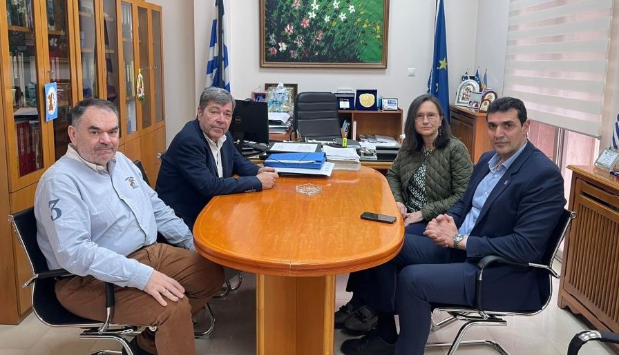 Συνάντηση Δημάρχου με τον Αντιπεριφερειάρχη Δυτ. Αττικής και την Διευθύντρια της εφορείας Αρχαιοτήτων για την ανάδειξη της άυλης πολιτιστικής κληρονομιάς αλλά και της λίμνης Ρειτών
