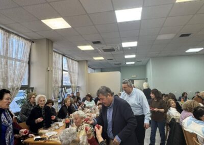 Με μεγάλη συμμετοχή μελών η πασχαλινή εκδήλωση στα ΚΑΠΗ του Δήμου Ασπροπύργου.