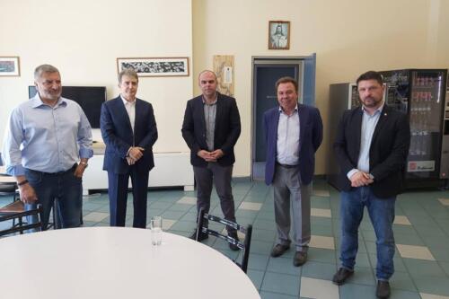 35 Πυροσβεστικά Οχήματα στην Ε.Μ.Α.Κ. Ασπροπύργου από την Περιφέρεια Αττικής