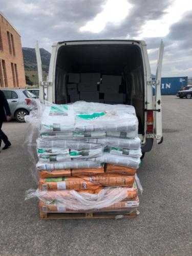 Δωρεά Ζωοτροφών στον Δήμο Ασπροπύργου για την Υποστήριξη των Αναγκών των Αδέσποτων Ζώων