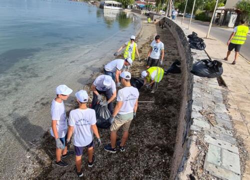 Ο Ο.Α.Φ.Ν.Τ.Η. μαζί με Εθελοντές Αθλητικών Συλλόγων της Πόλης Καθάρισαν την Παραλία Ασπροπύργου