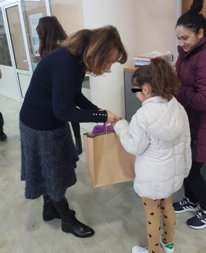 Πρωτοχρονιάτικα Δώρα στα Παιδιά των Ωφελούμενων του Κοινωνικού Παντοπωλείου