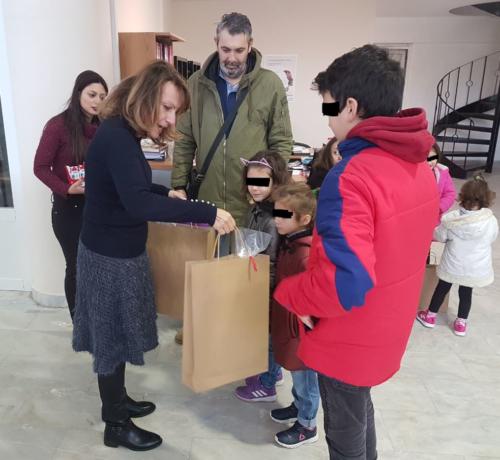 Πρωτοχρονιάτικα Δώρα στα Παιδιά των Ωφελούμενων του Κοινωνικού Παντοπωλείου