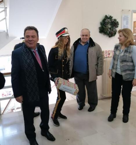 Σε Εορταστικό Κλίμα ο Δήμος Ασπροπύργου